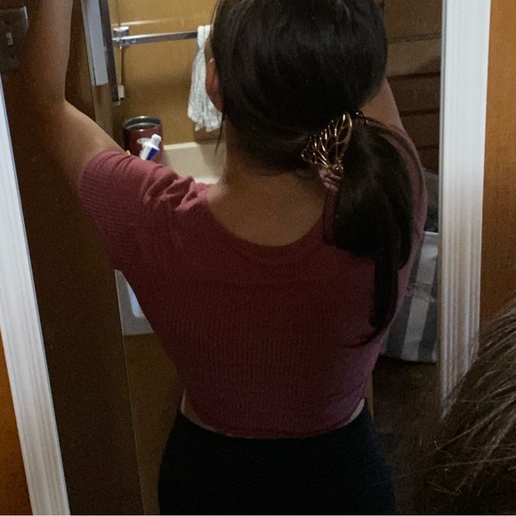 SHEIN Pink crop top - Picture 4 of 12